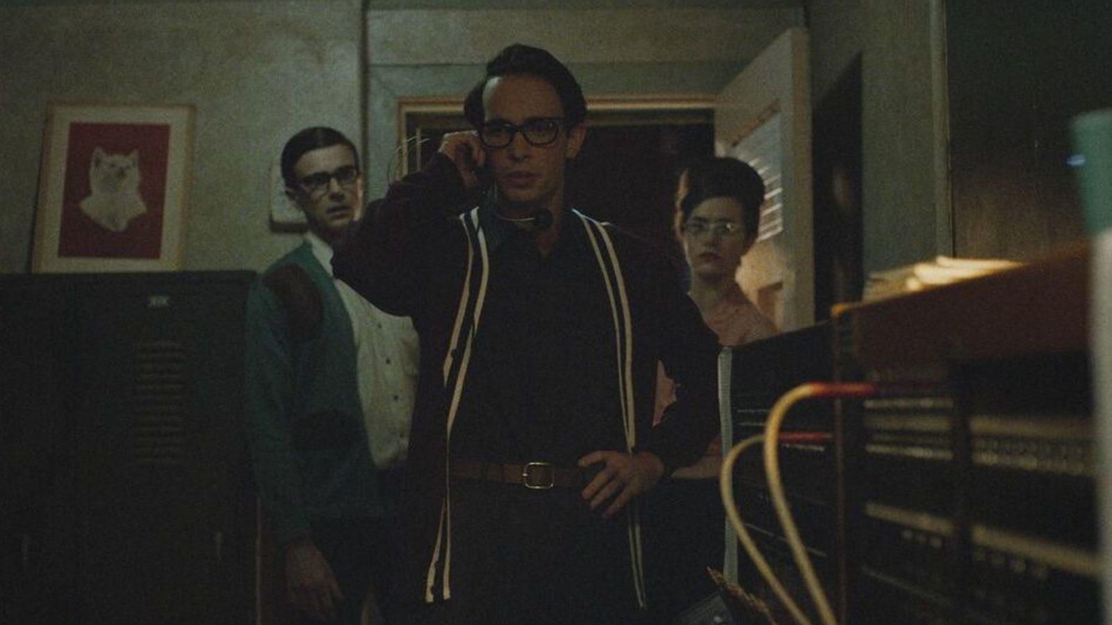 The Vast of Night (2020).