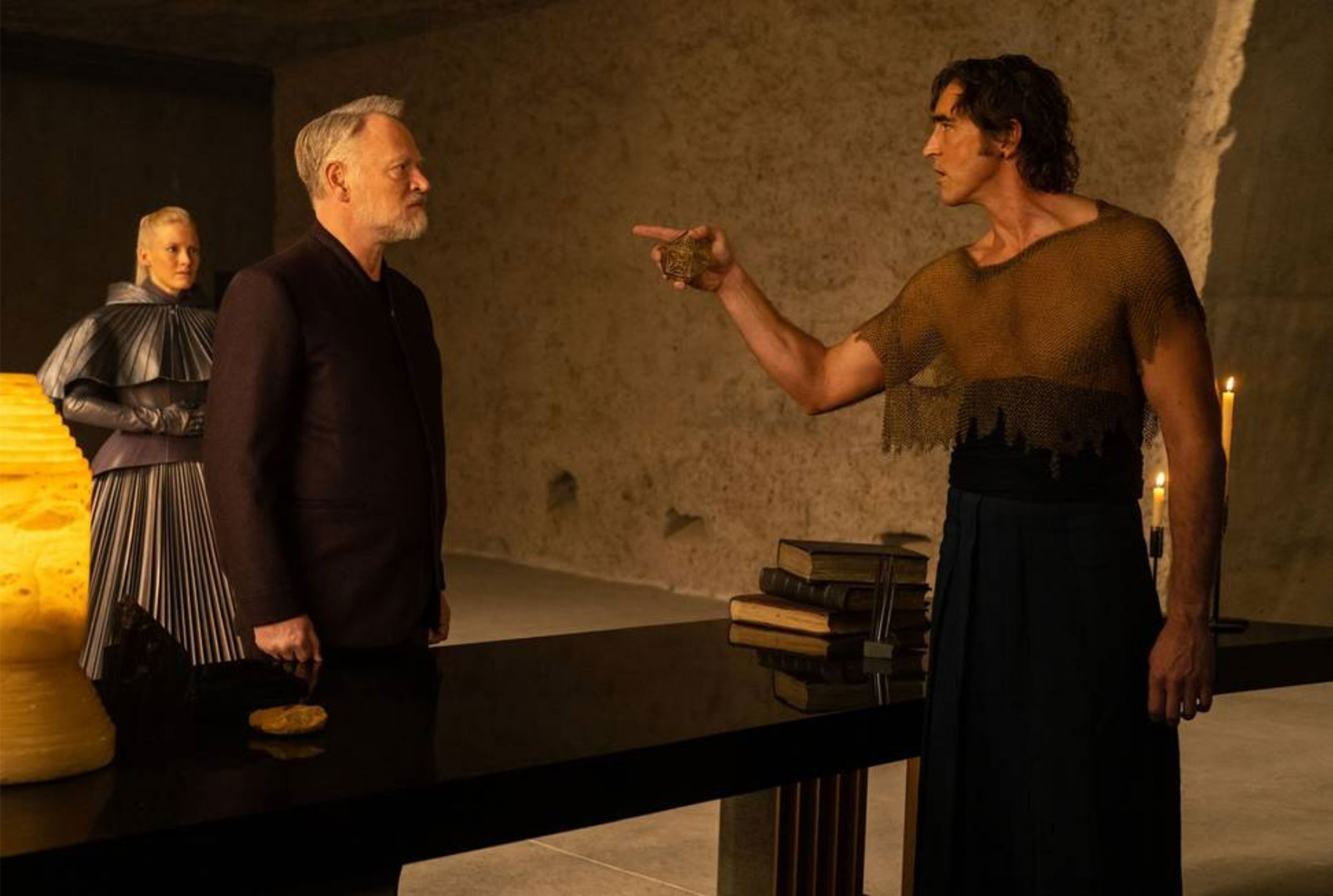 Mikael Persbrandt ersatt av dansk i ”slående” serie som nu är tillbaka