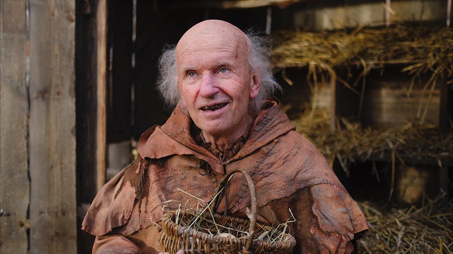 Johan Ulveson om att bära runt på enorma hemligheten – spelar Skalle-Pär