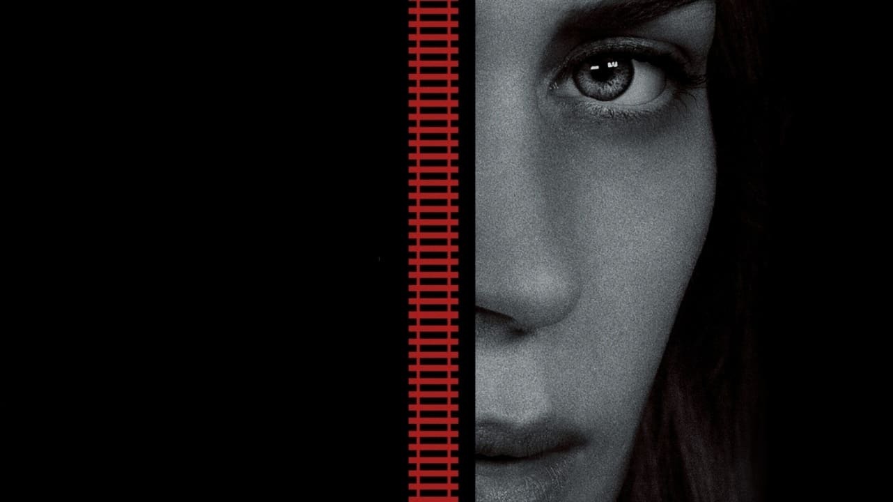 Uppmärksammad thriller baserad på bästsäljare nu på TV4 Play: ”Starkt”
