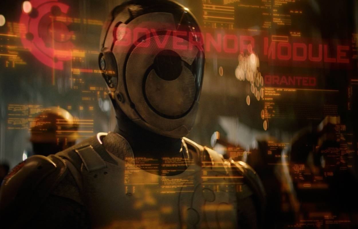 Alexander Skarsgård är ”Murderbot” i ny sci-fi-serie – premiär i veckan