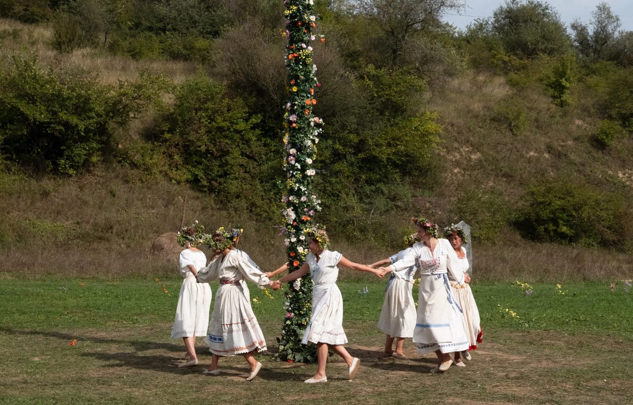 Midsommar 2025 – perfekta midsommarlekar i sann "Robinson"-anda