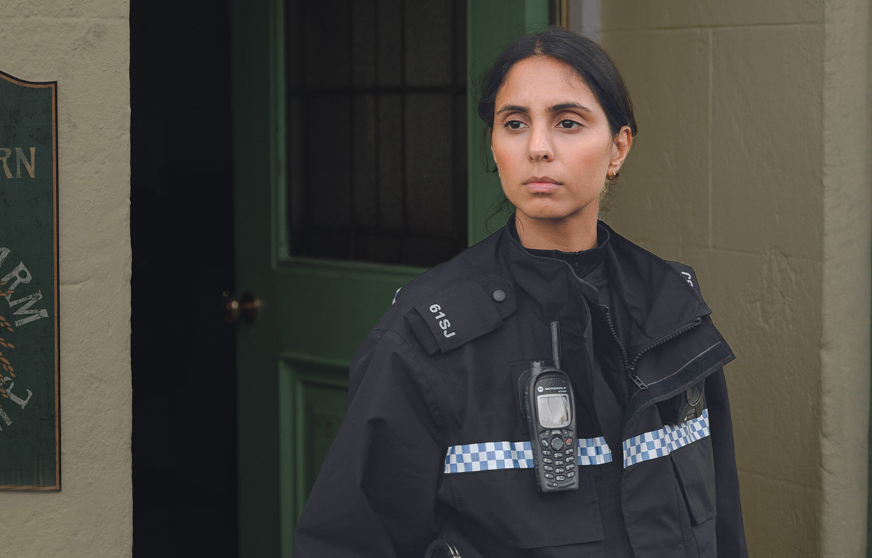 Ny brittisk thriller nu ute på TV4 Play och BritBox: ”Sätter varje ton”