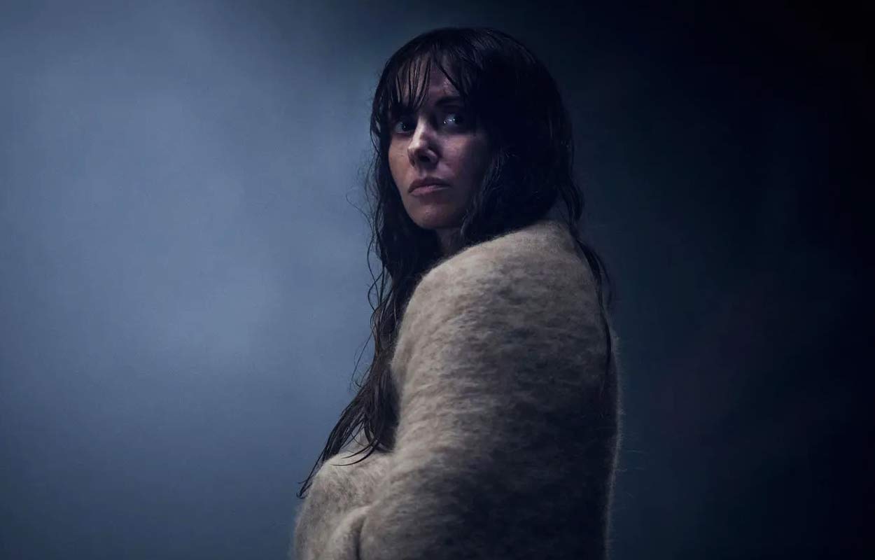 Nu går skräckfilmen ”Together” på bio – hyllas av kritikerkåren