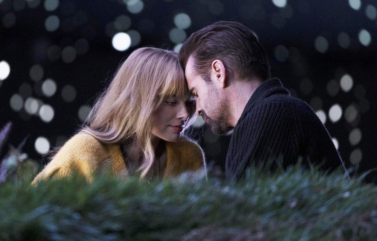 Margot Robbie och Colin Farrell i &rdquo;A Big Bold Beautiful Journey&rdquo;.