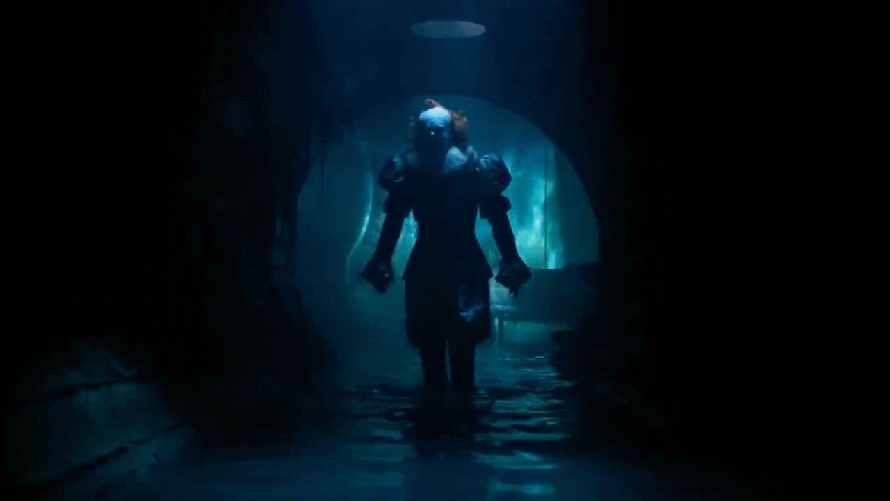 Det/Pennywise i It: Welcome to Derry. Foto: HBO.
