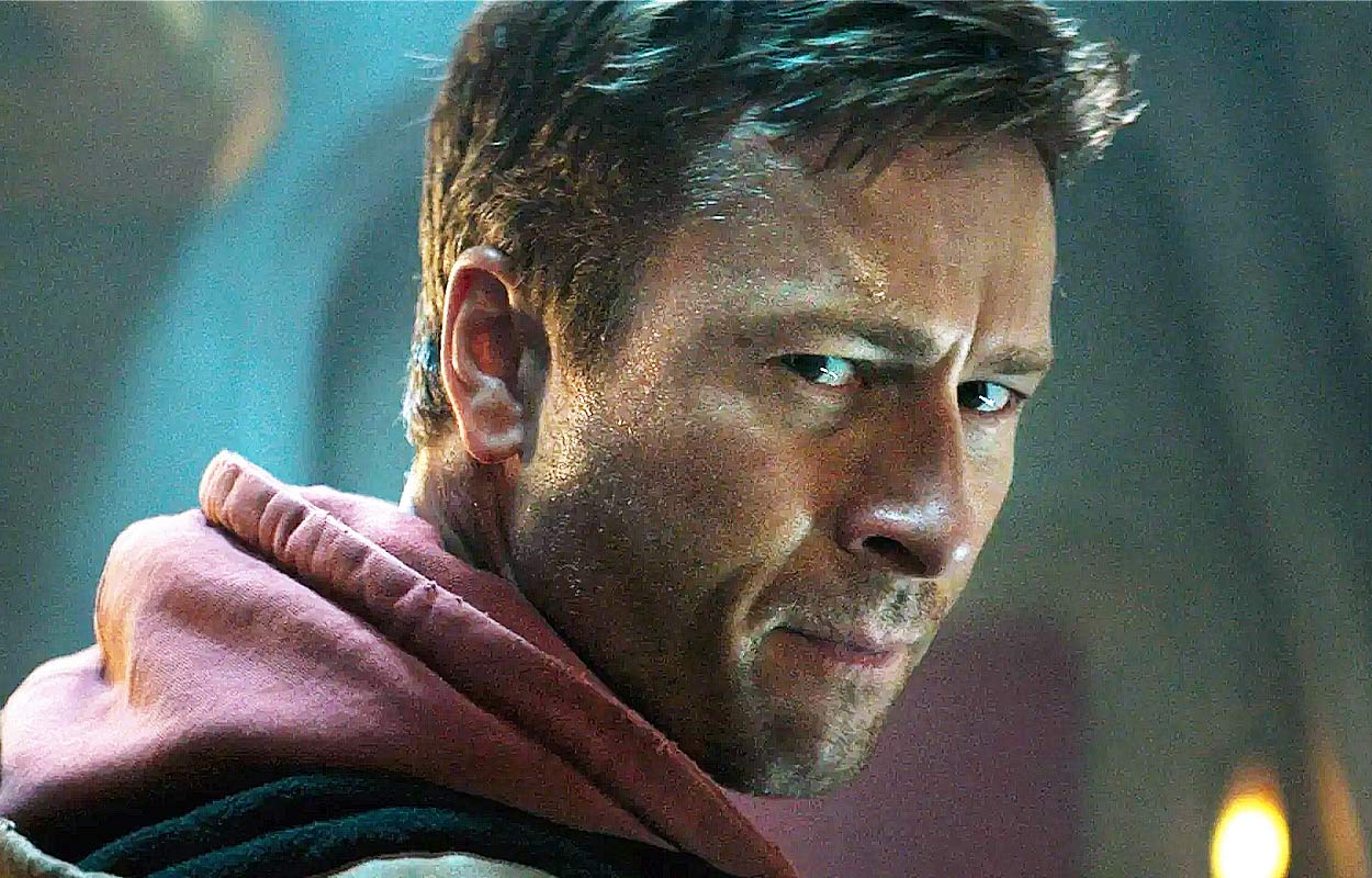Glen Powell i &rdquo;The Running Man&rdquo;.