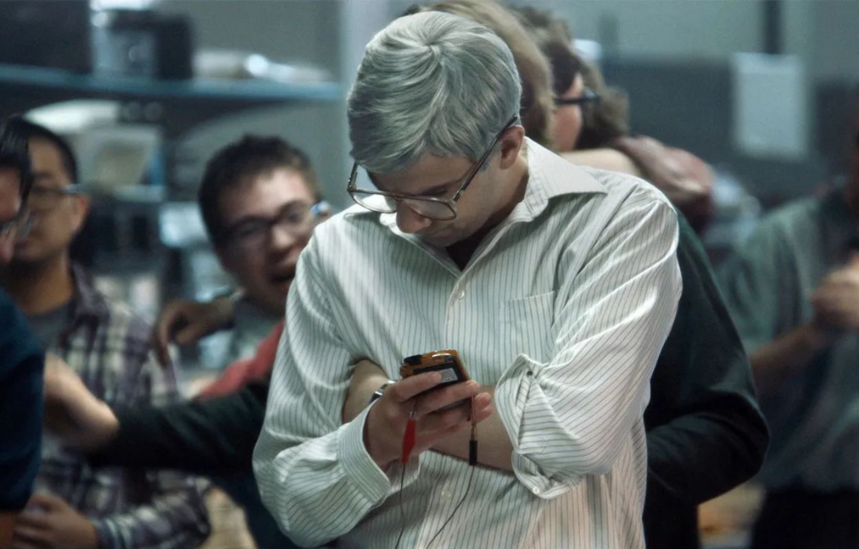 Nu kommer en verklighetsbaserad film om mobilen som f&ouml;r&auml;ndrade v&auml;rlden