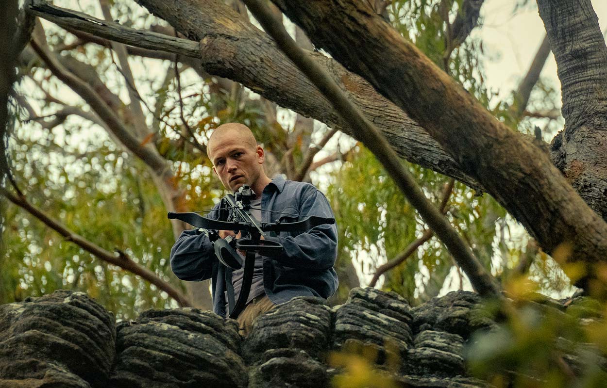 Nagelbitande katt-och-r&aring;tta-lek i Netflix intensiva thriller &ndash; streamar nu