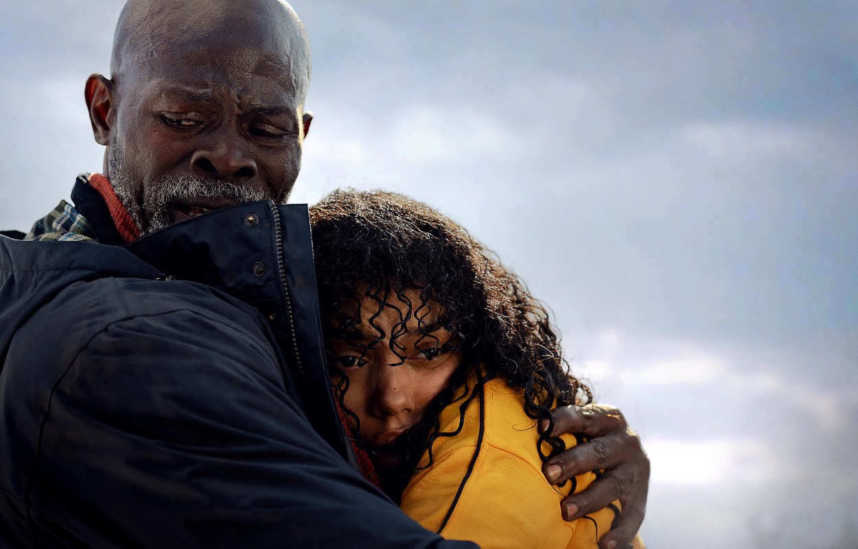 Djimon Hounsou och Whitney Peak i &rdquo;Thrash&rdquo;.