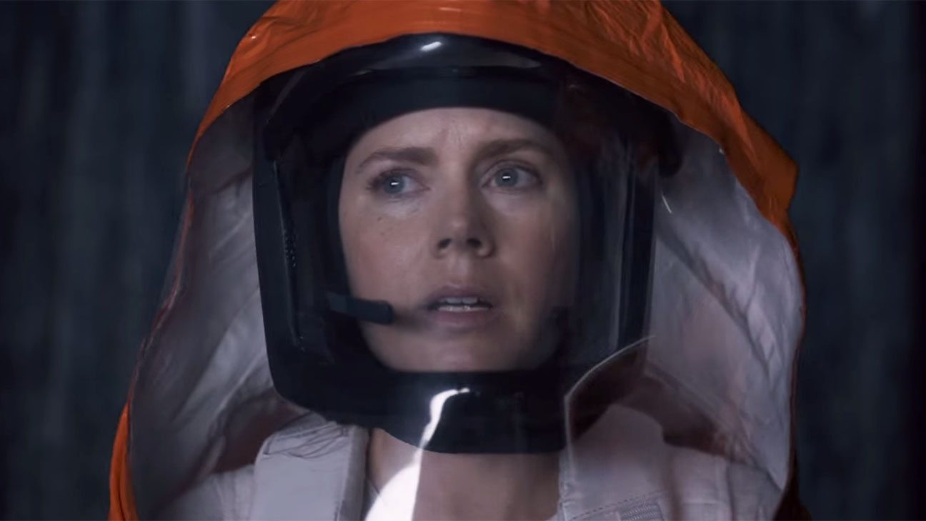 Amy Adams i Arrival, en av de bästa filmerna 2016