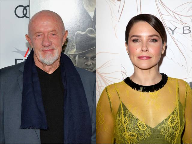 Jonathan Banks och Sophia Bush.