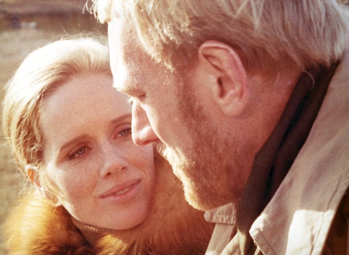 Liv Ullmann och Max von Sydow i En Passion av Ingmar Bergman.