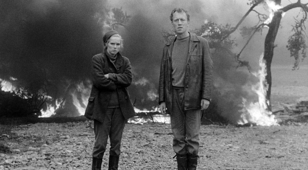 Liv Ullmann och Max von Sydow i Ingmar Bergmans Skammen.