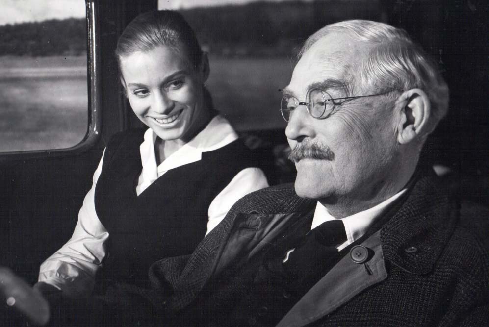 Ingrid Thulin och Victor Sjöström. 
