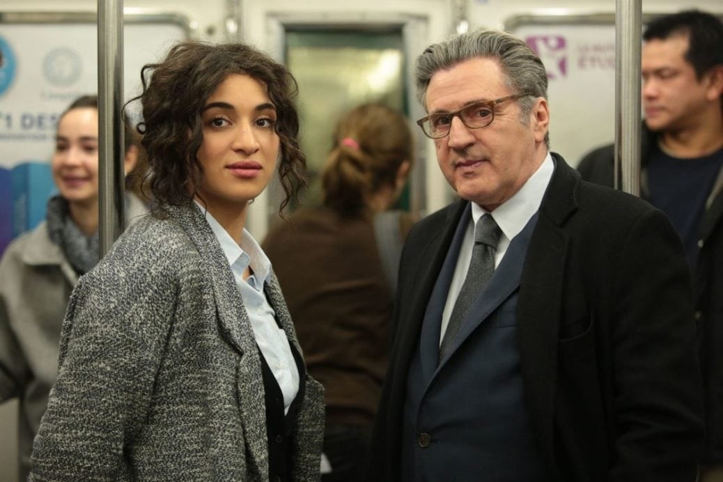 Camélia Jordana och Daniel Auteuil som Neïla Salah och Pierre Mazard i Eldprovet.