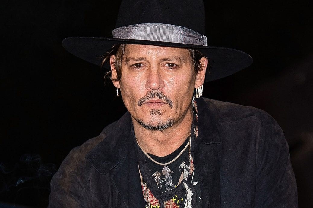 På bilden får vi se Johnny Depp