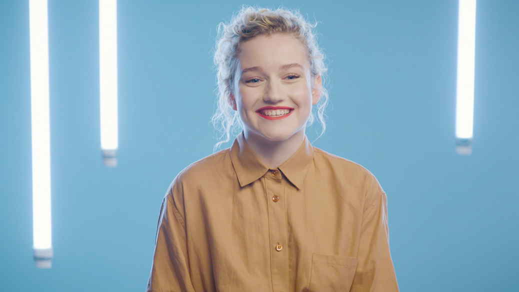 Bild på Julia Garner