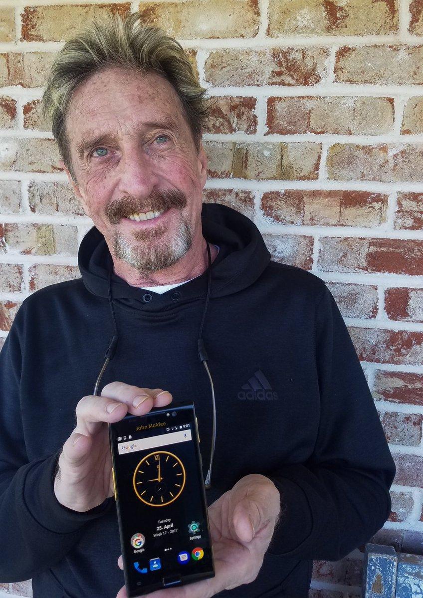 McAfee Biografi