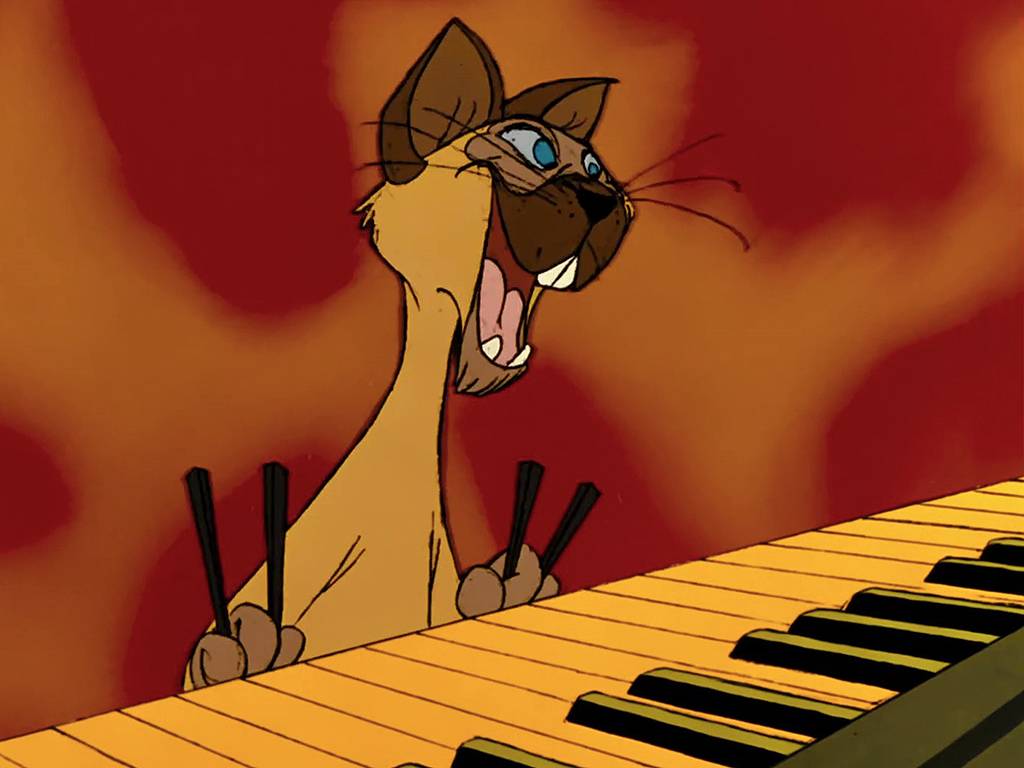 Katt vid piano i Aristocats.