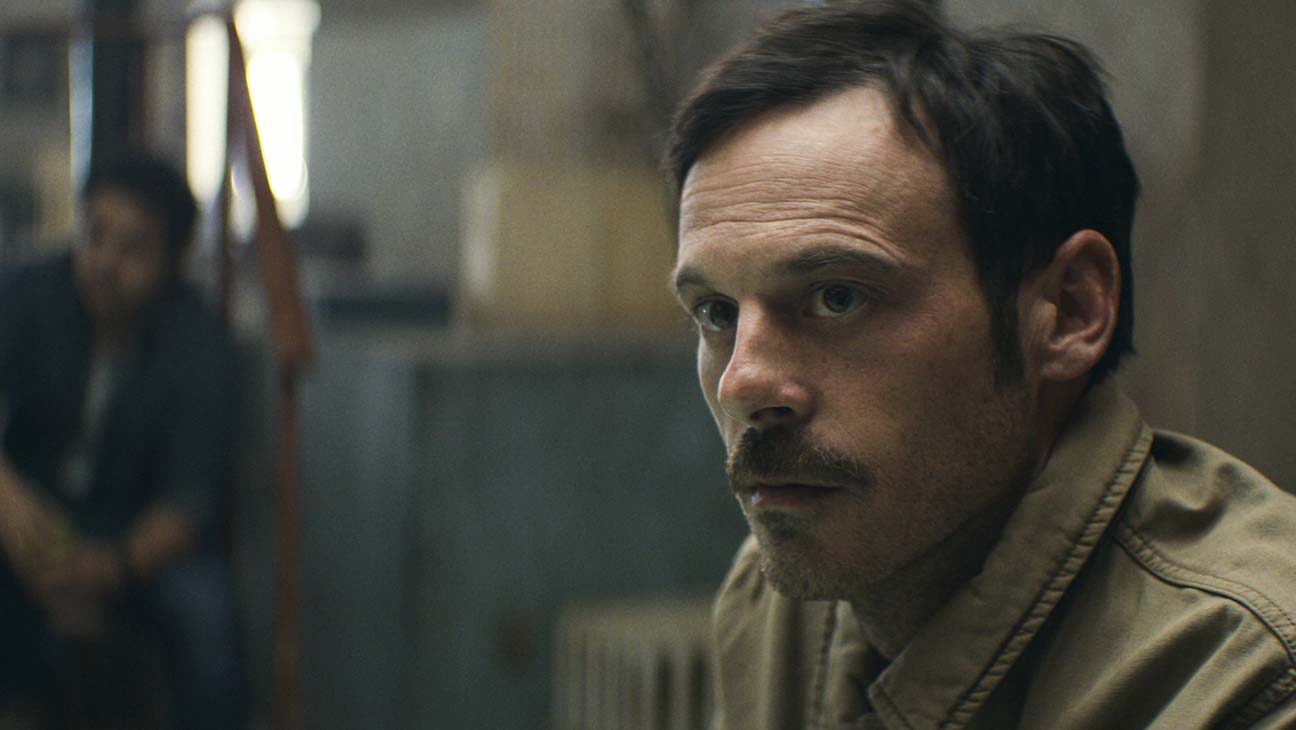 Scoot McNairy i Narcos.