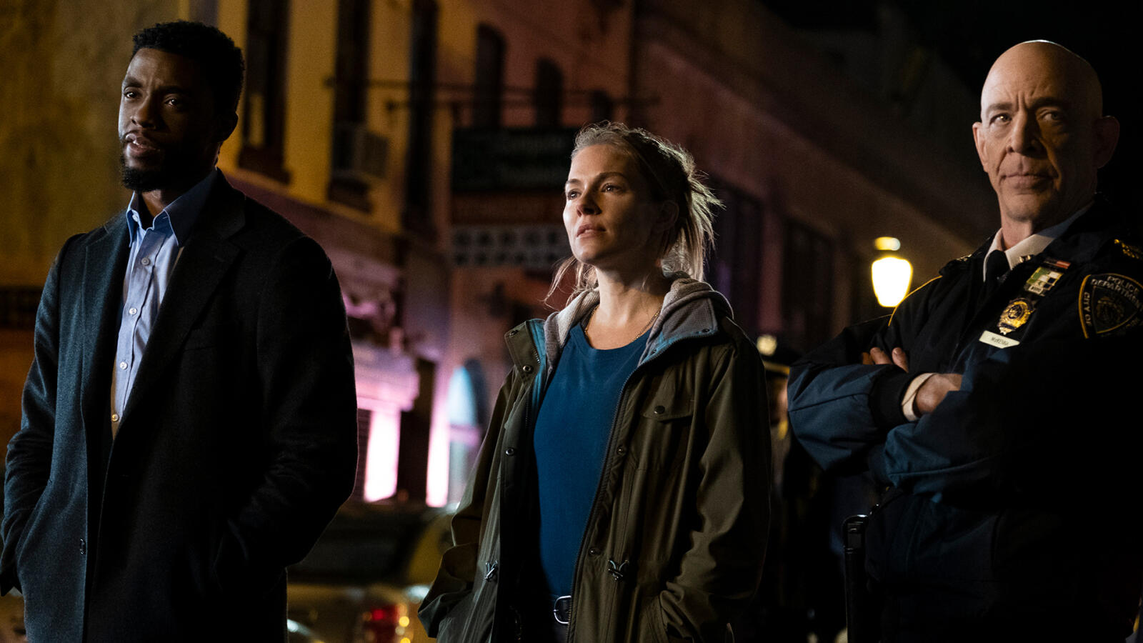 21 Bridges kommer till Viaplay