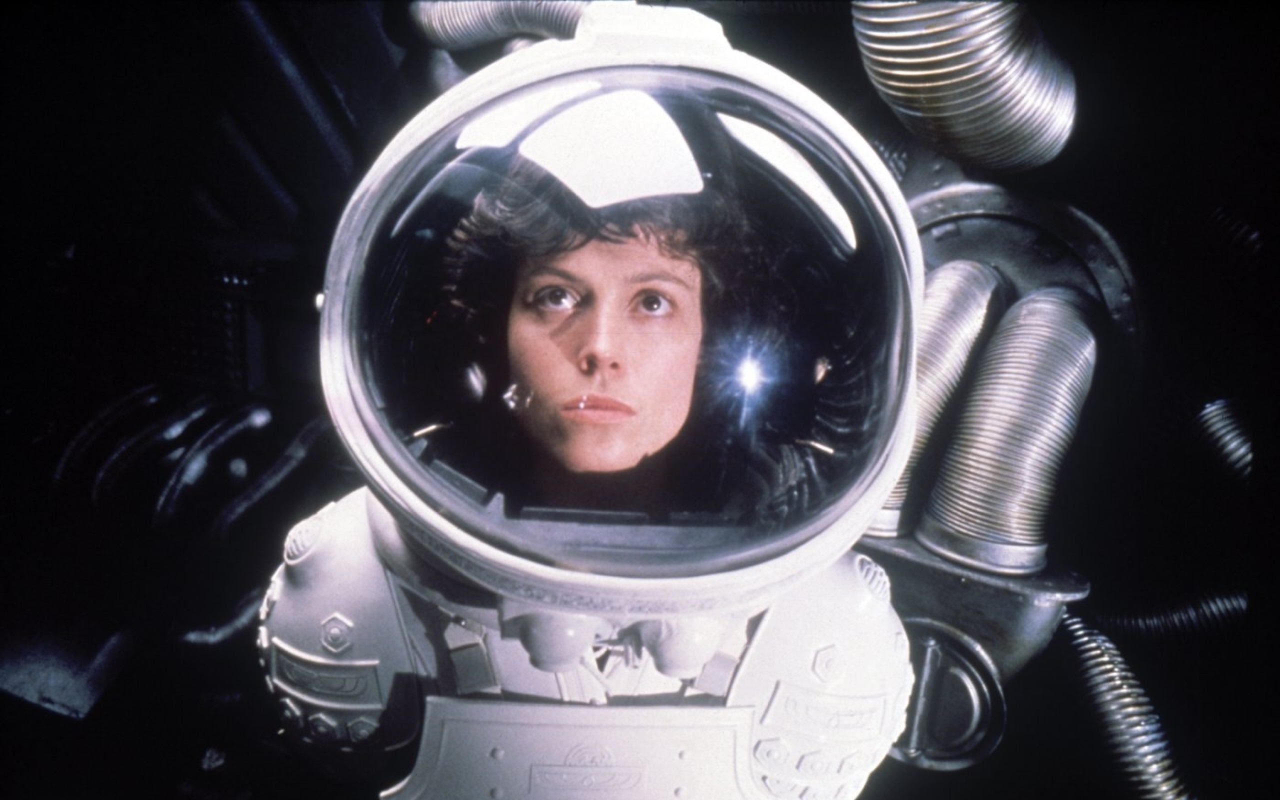 Sigourney Weaver.