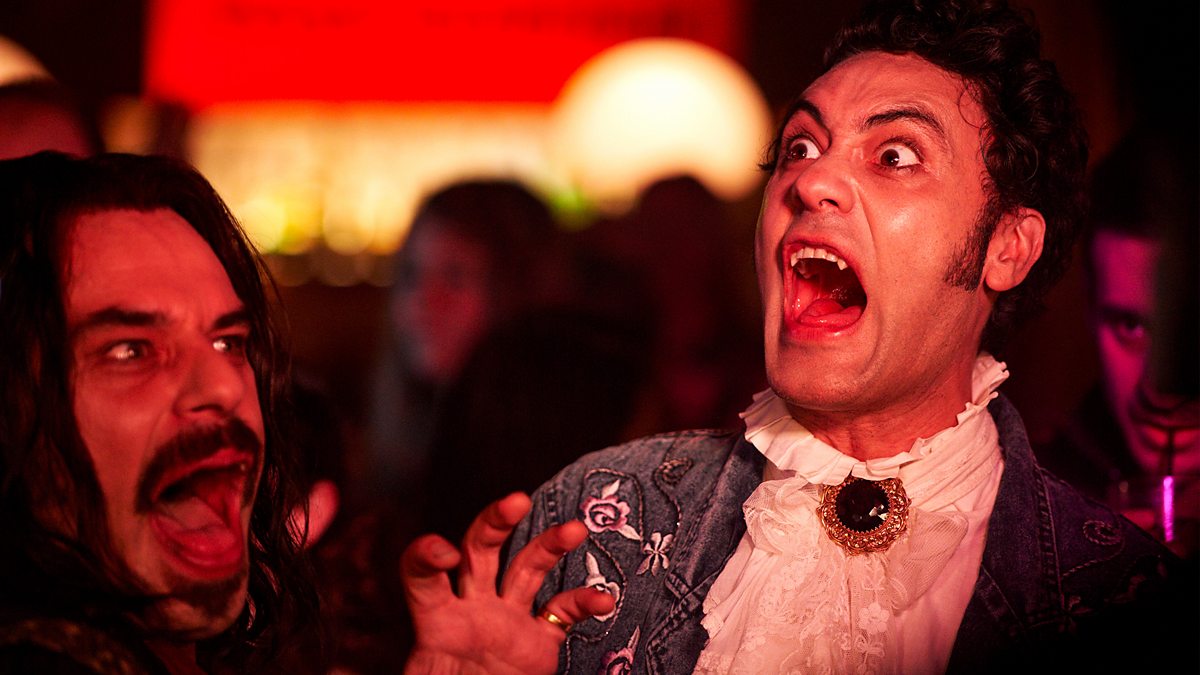 Två vampyrer som vill sätta tänderna i oss