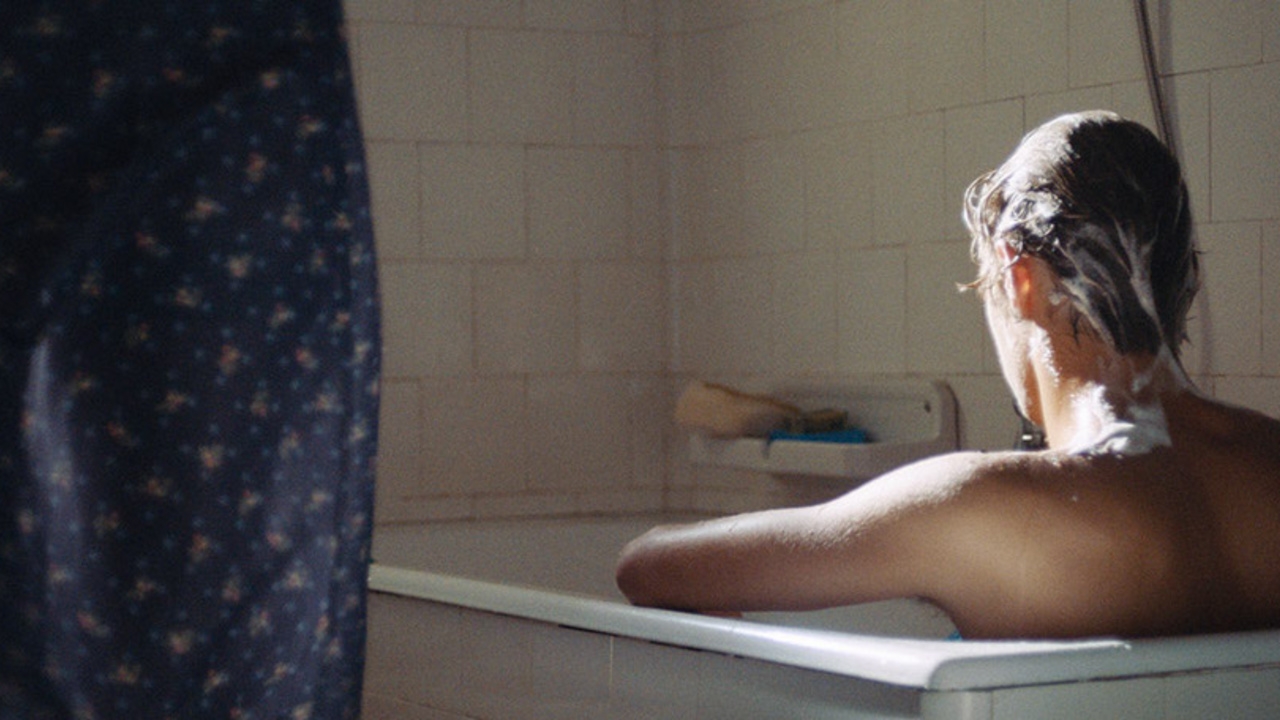 Bild på filmens karaktär Alexandre i badkaret i The Last Bath