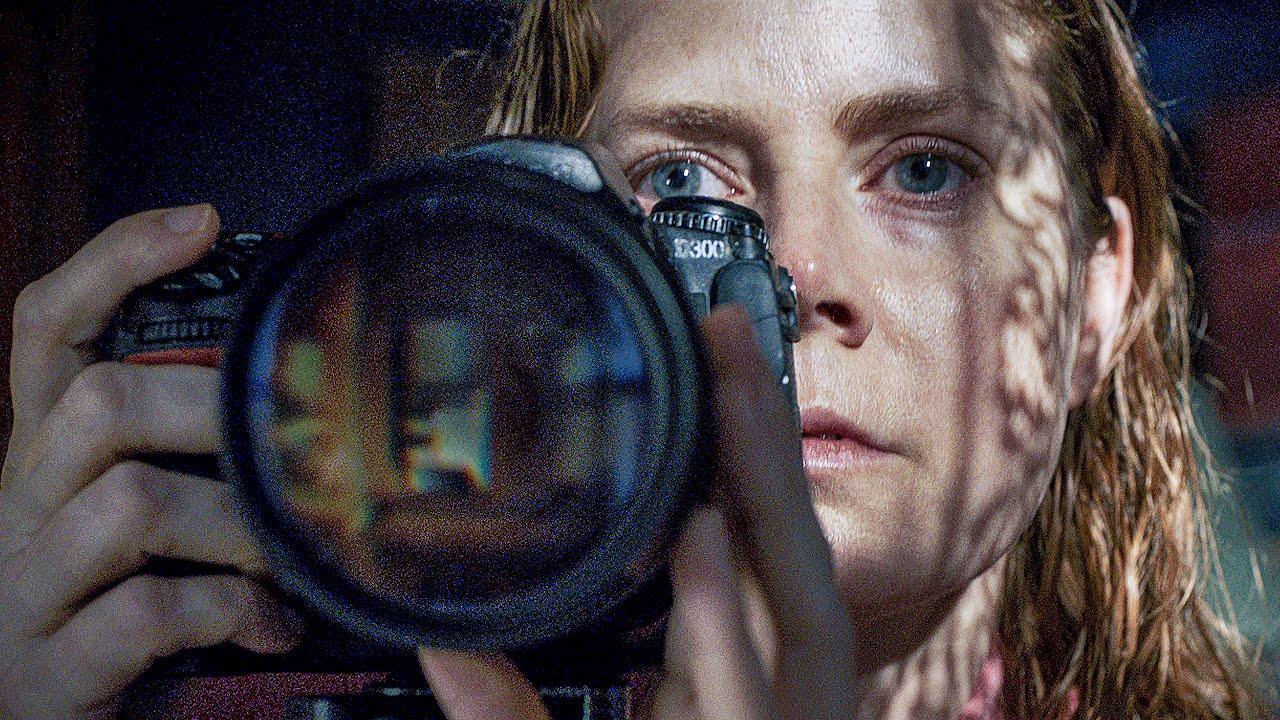 The Woman in the Window – en av de bästa filmerna på netflix 2021.