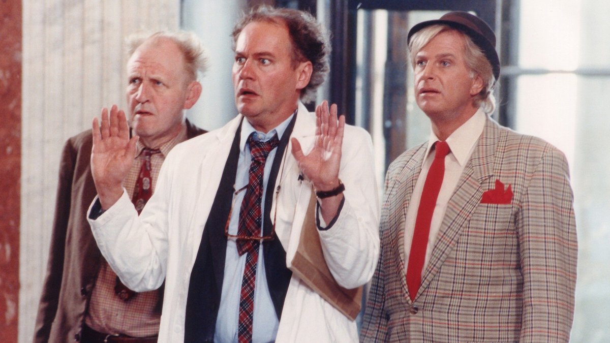 Bland de bästa Jönssonligan-filmerna hittar vi "Jönssonligan och den svarta diamanten"