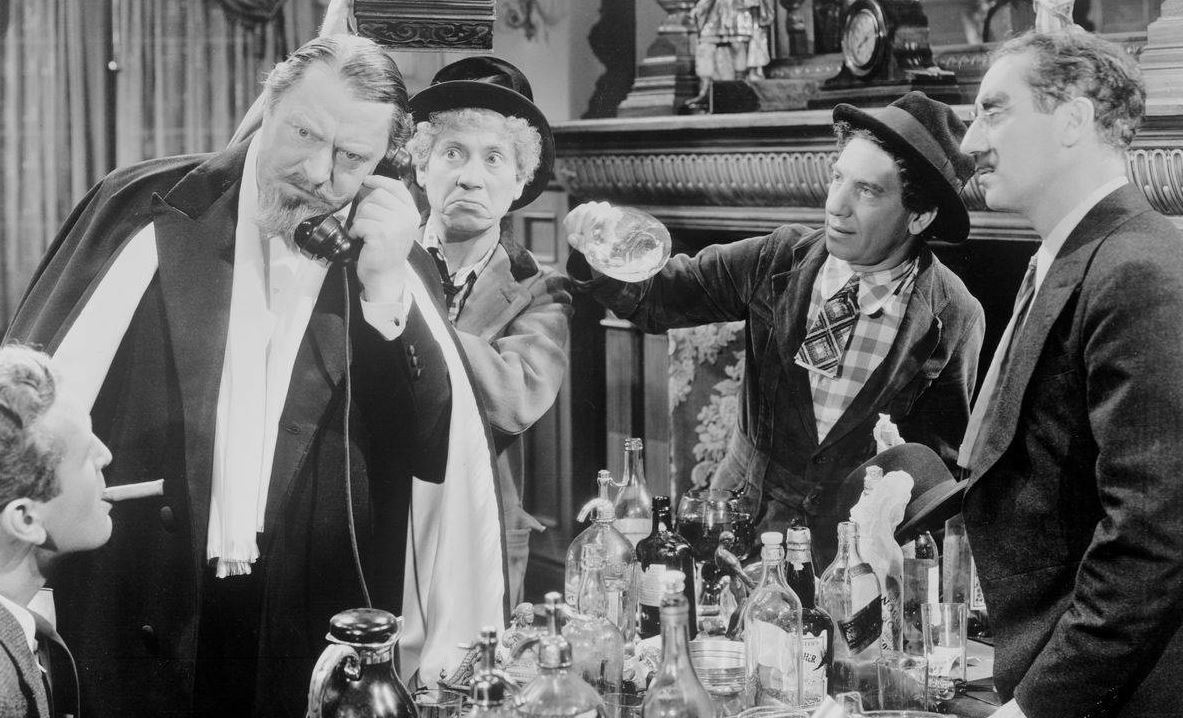Harpo, Chico och Groucho Marx i A Night at the Opera. Foto: MGM