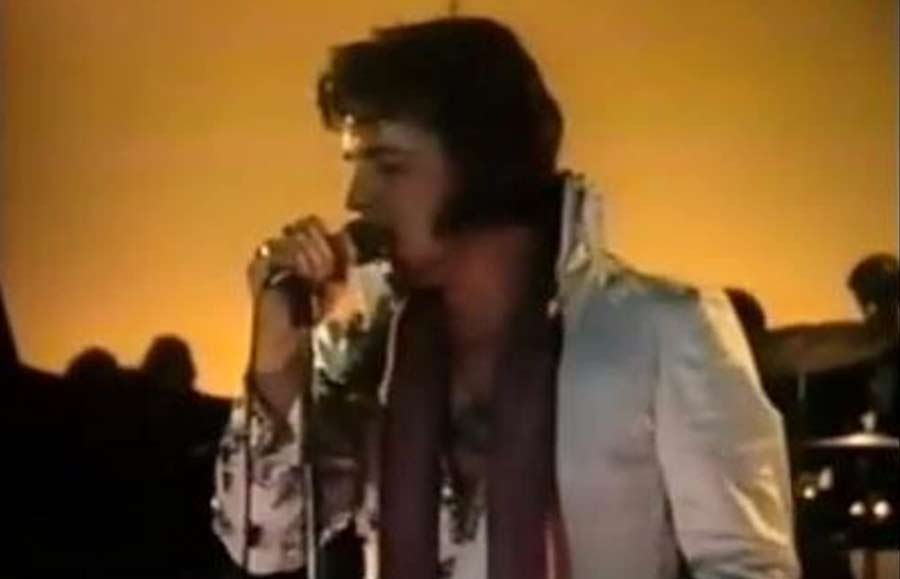 Elvis and the Beauty Queen