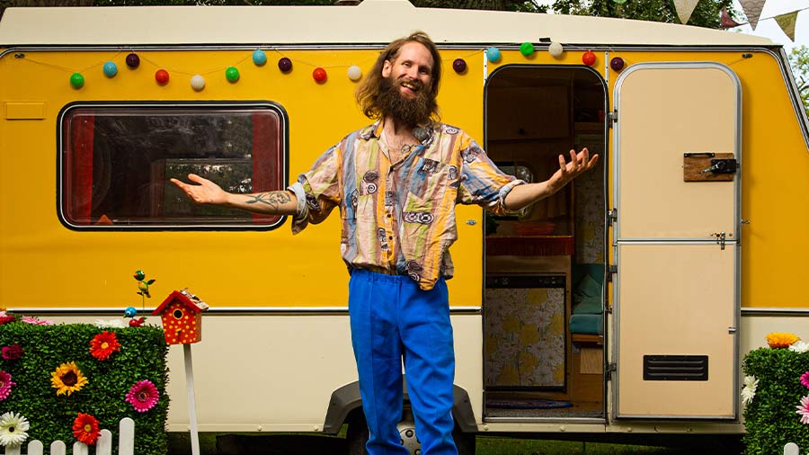 Vilka är Linnéa Wikblad och Henrik Nyblom i Bäst i test 2023?