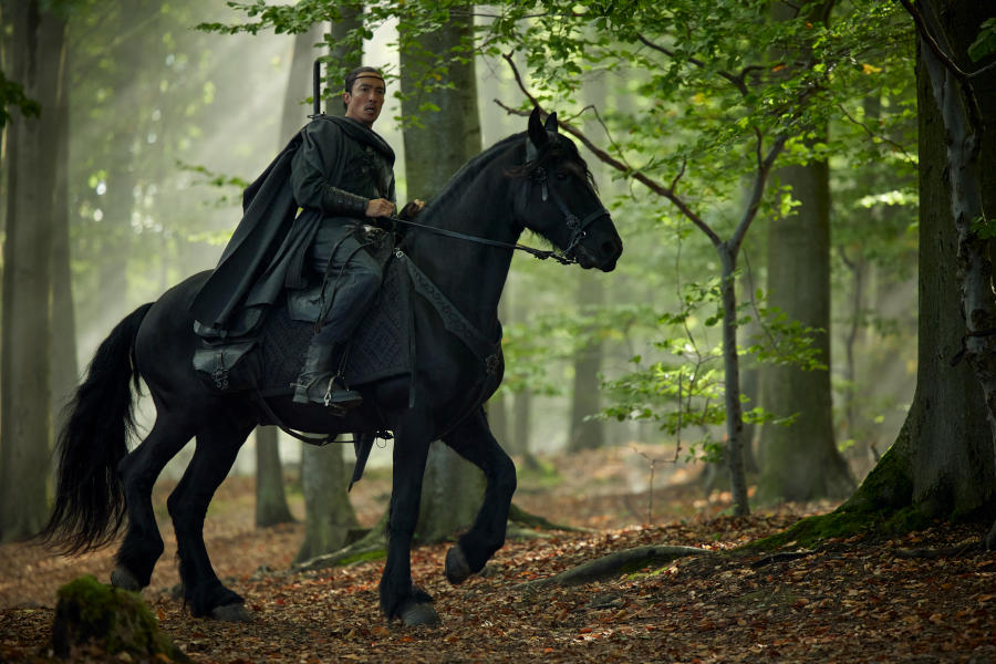 Då har The Wheel of Time säsong 2 premiär – se de första bilderna här