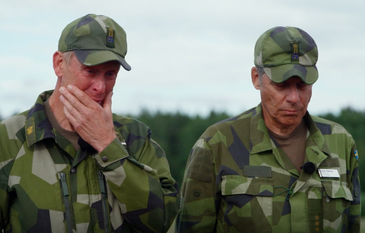 Gunde Svan brister ut i tårar – berörd av teamets insats i Kompani Svan