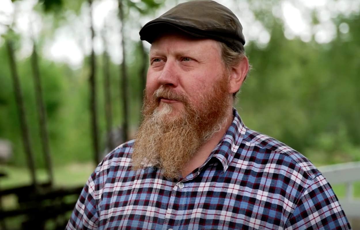 Farmen-deltagaren öppen med att han fuskar – retar Hans Wincent