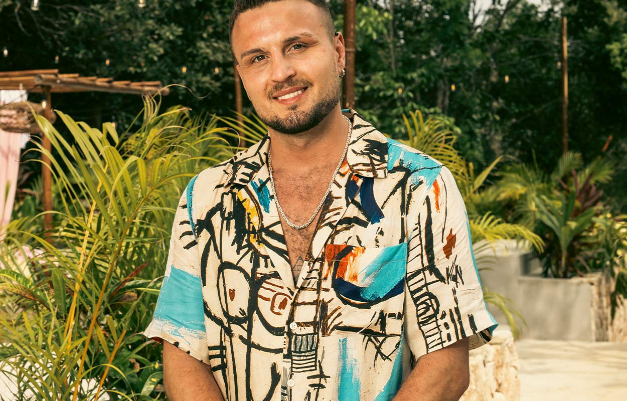 Skämtade om kvinnomisshandel på nätet – deltar nu i Bachelorette