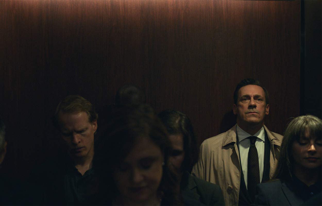 Nya ”Your Friends & Neighbors” med Jon Hamm ”påminner om The White Lotus”