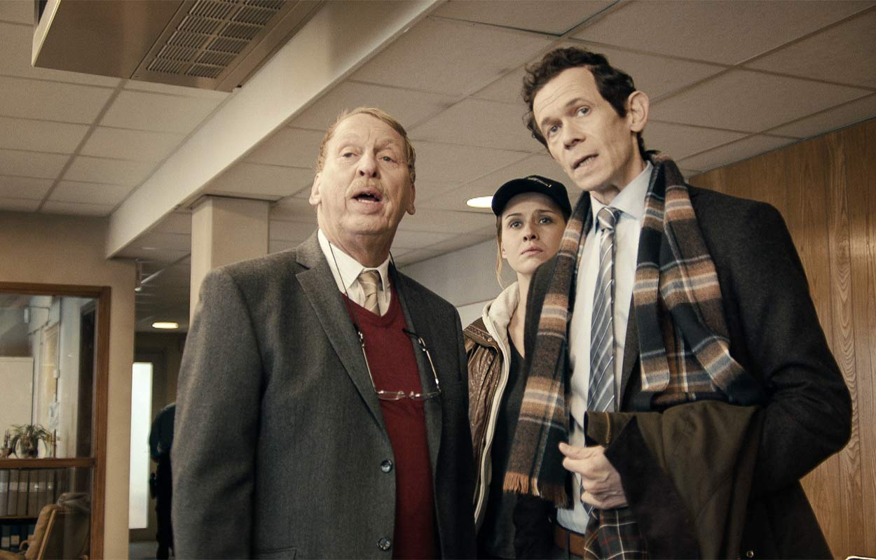 Svensk kriminalserie med brittisk stjärna är snart tillbaka på SVT Play