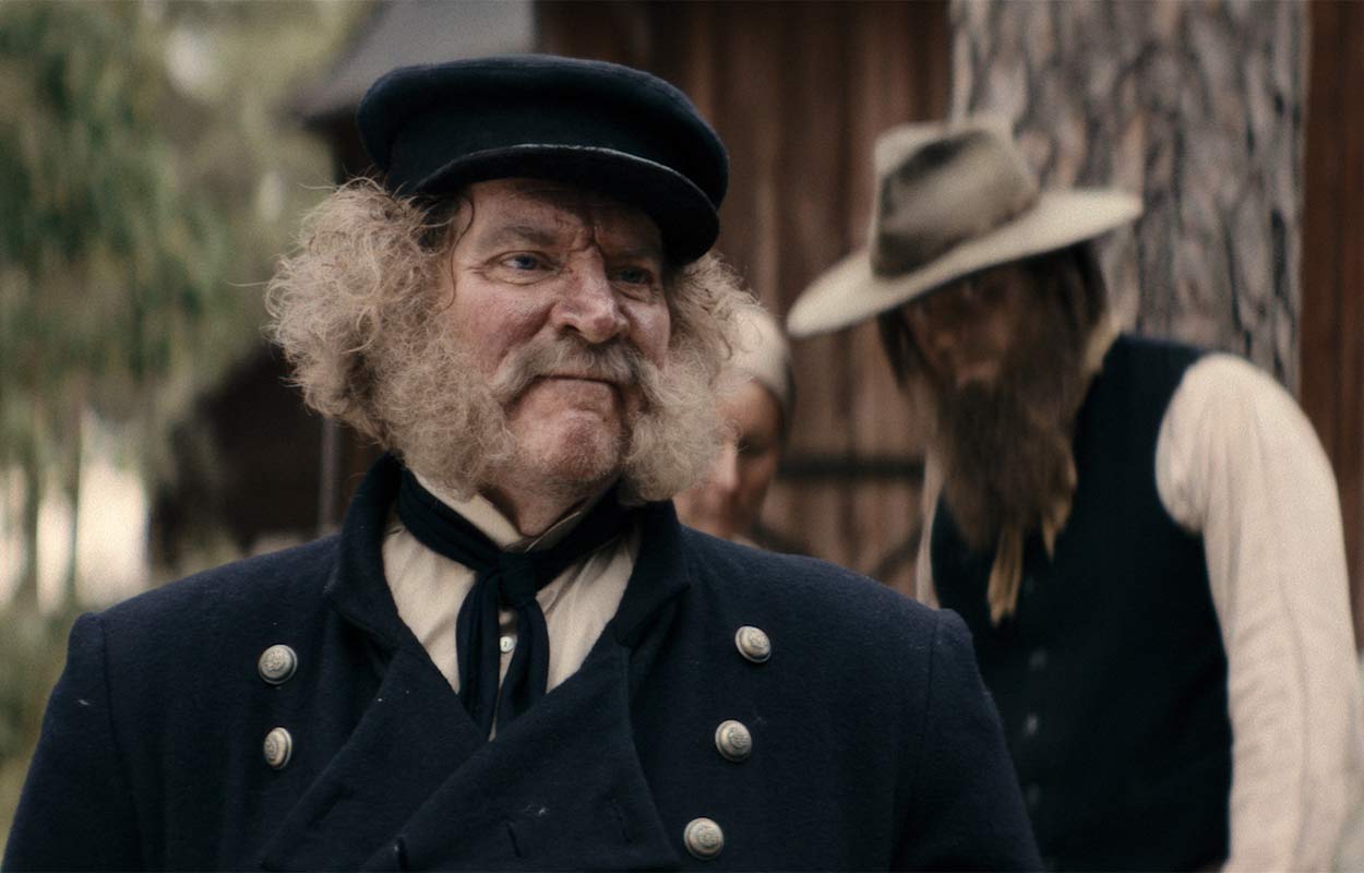 Snart premiär för ”Koka björn” – ”Mörk och intensiv” svensk kriminalserie