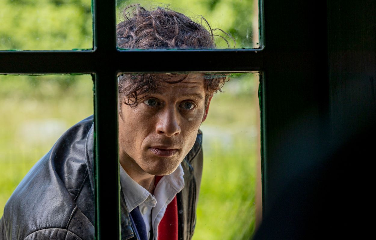 En verklighetsbaserad thriller finns nu att streama på SVT Play