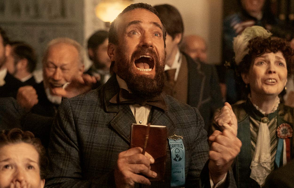 Lysande skådespel i Netflix nya miniserie ”Death by Lightning”