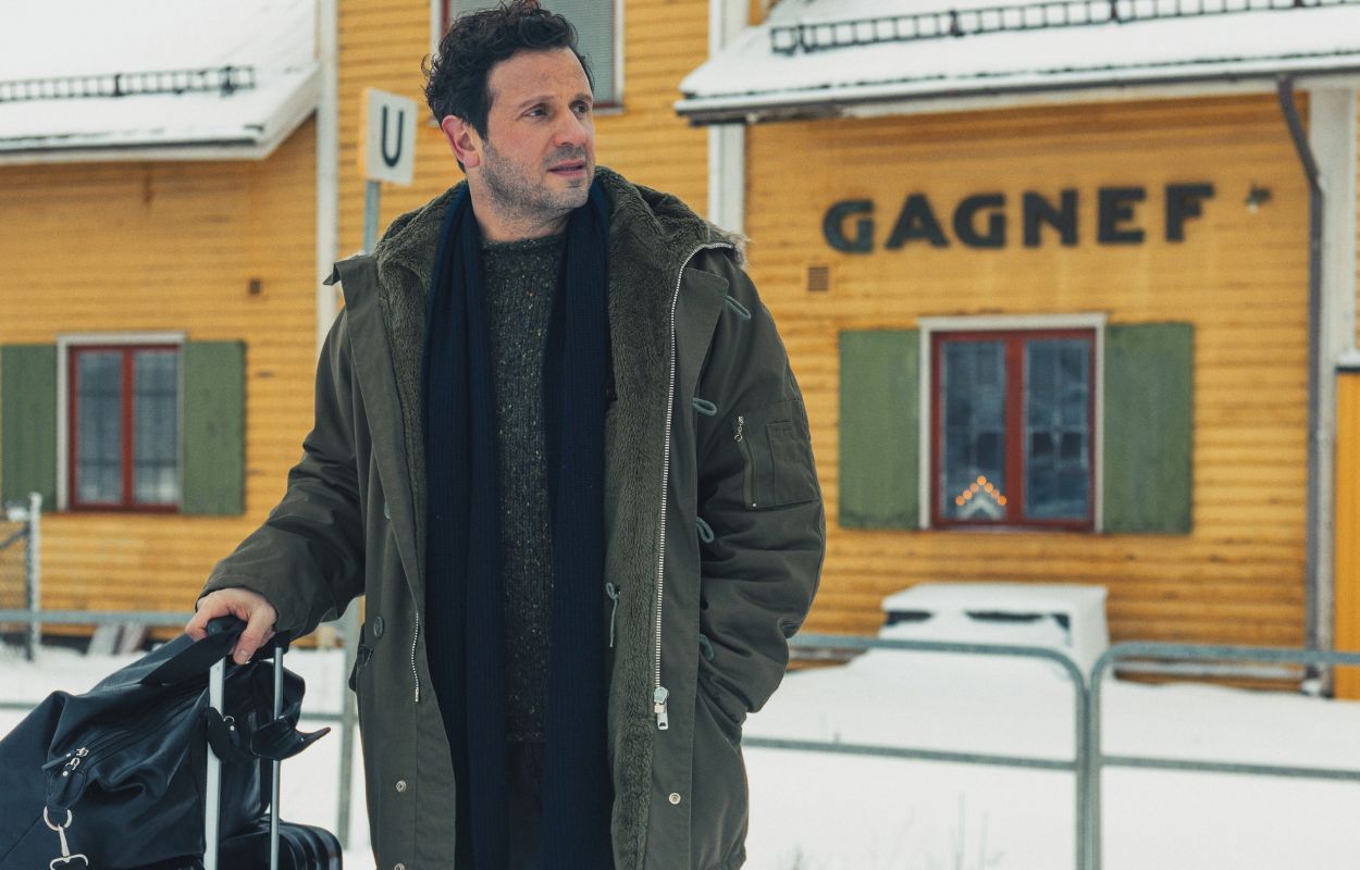 "Parterapi i Gagnef" – en skicklig dramakomedi om när terapeuten behöver terapi