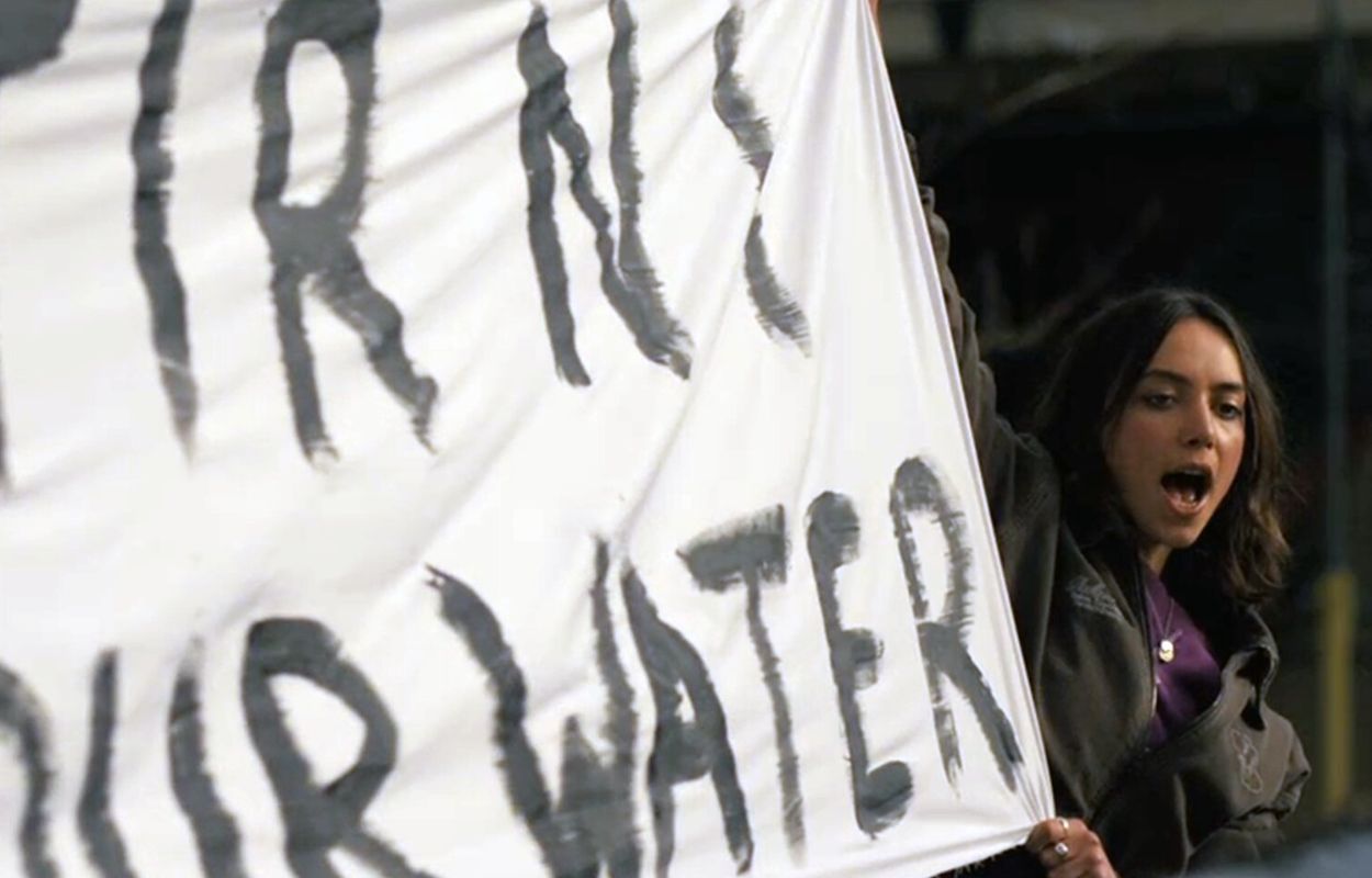 Brittisk kriminalthriller från 2025 landar snart på TV4 play – stora landskap