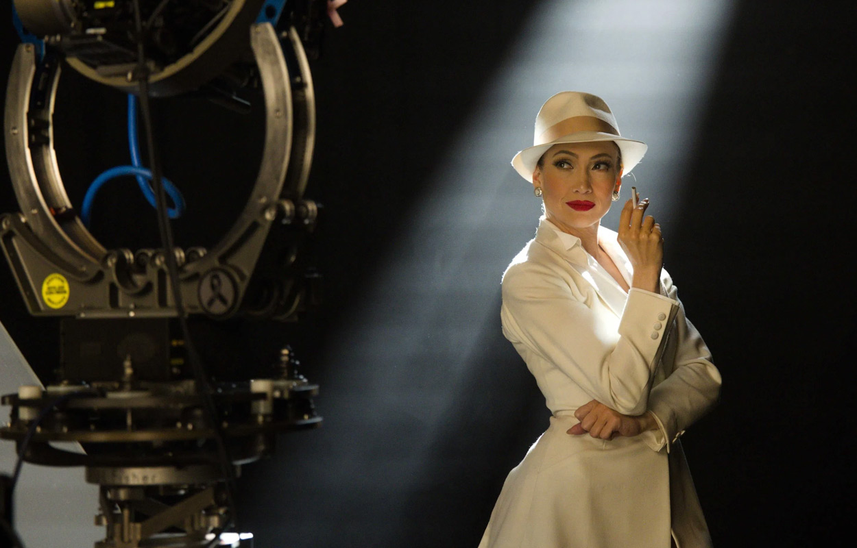 Nu kommer politisk thriller med lockelse och fara &ndash;&nbsp;bygger p&aring; &auml;lskad bok