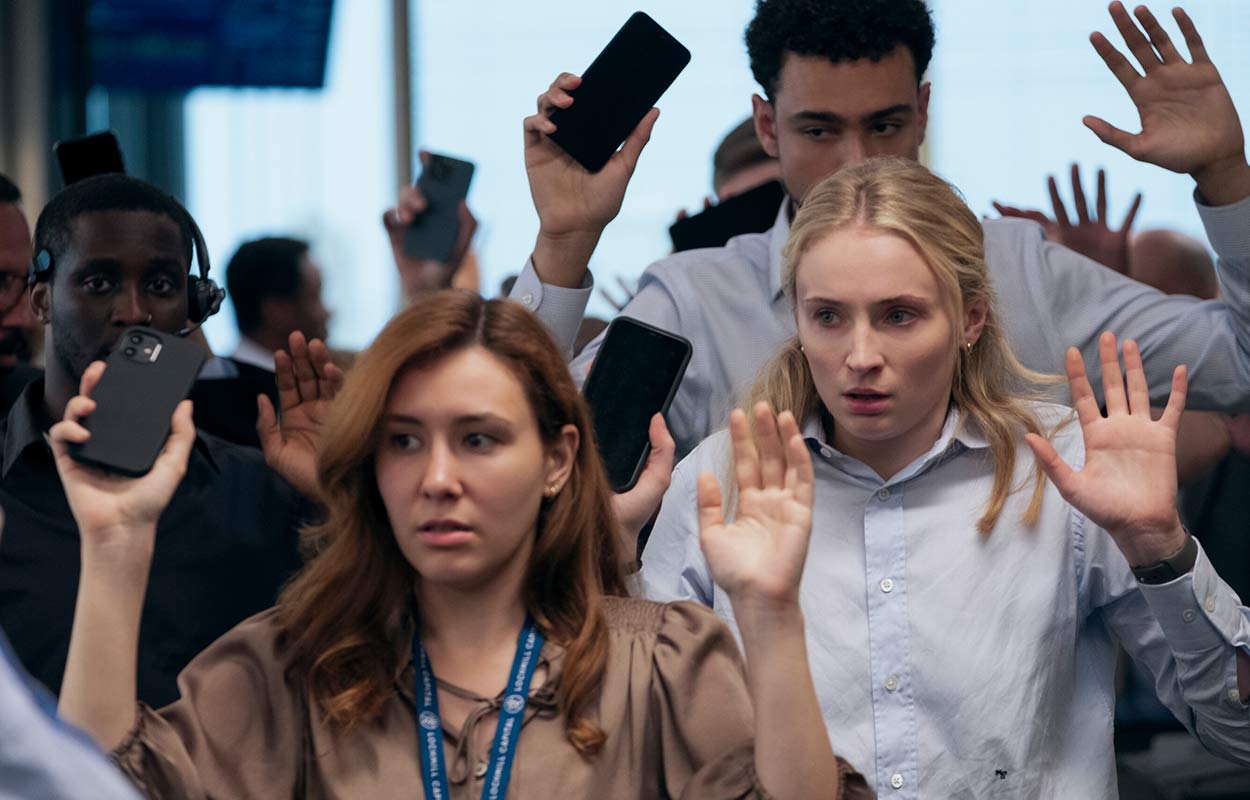 Nu kommer &rdquo;fartfylld&rdquo; kriminalthriller om &rdquo;&aring;rhundradets kupp&rdquo;