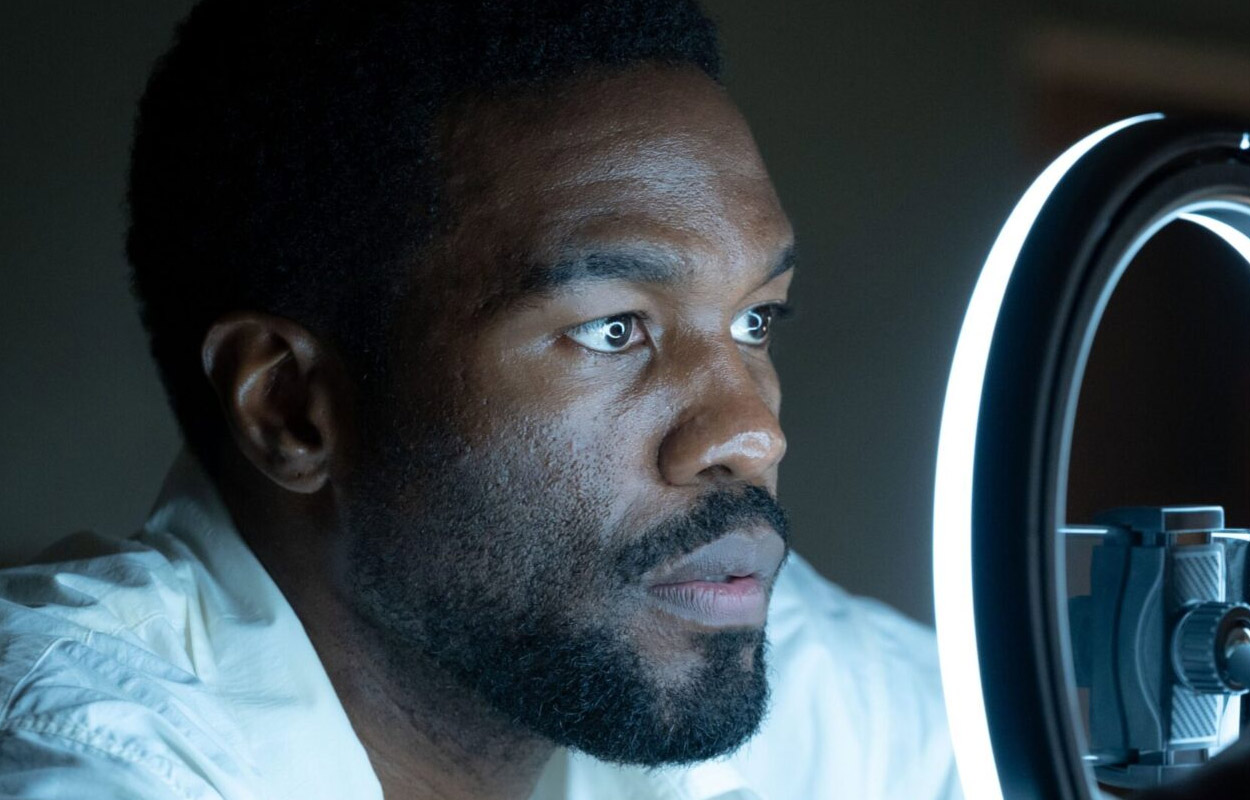 Nu kommer en av årets största serier – spännande action med strålande rollista