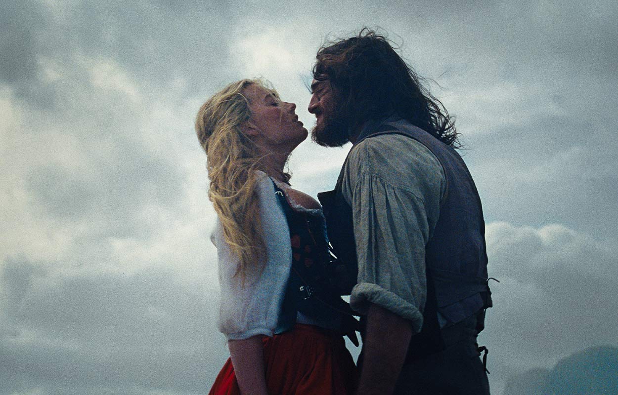 Storfilmen &rdquo;Wuthering Heights&rdquo; &auml;r &rdquo;ett konststycke&rdquo; &ndash; f&aring;r h&ouml;gt betyg