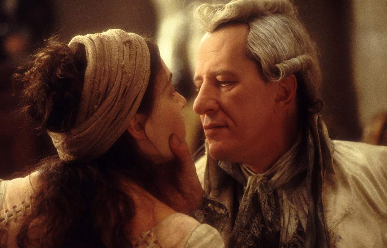 Kate Winslet och Geoffrey Rush i &rdquo;Quills&rdquo; (2000).